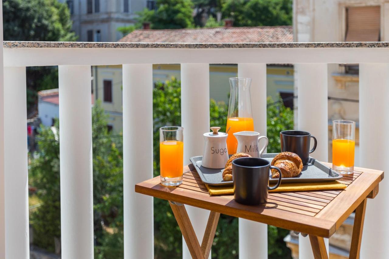Laveruda Apartment With Balcony And Free Parking Póla Kültér fotó